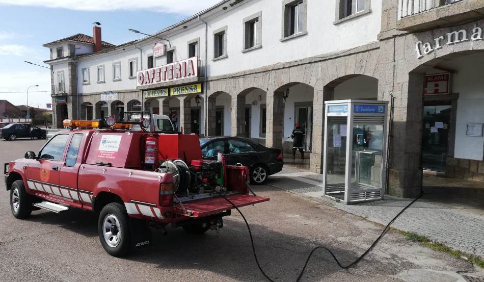 Los Bomberos mirobrigenses continúan con sus tareas de desinfección por