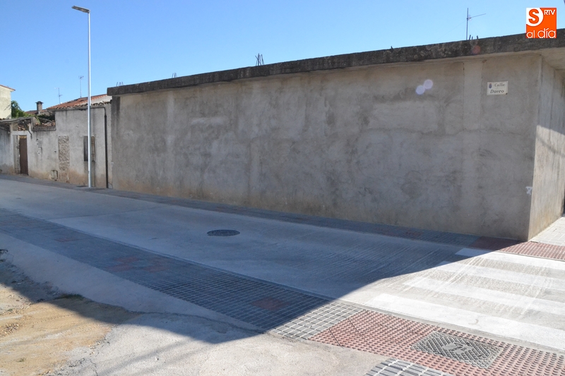 Completada la urbanizaci&oacute;n de la calle Duero, cuyos vecinos han pagado el 36% de la obra   | Imagen 1