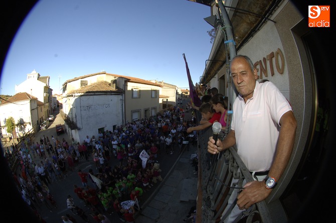 Agust&iacute;n Pino pregona las fiestas en honor a San Lorenzo alabando a las pe&ntilde;as del pueblo   | Imagen 1