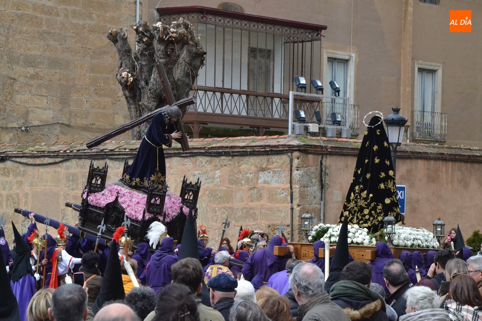 El Santo Encuentro entre Jesús Nazareno y La Dolorosa, uno 