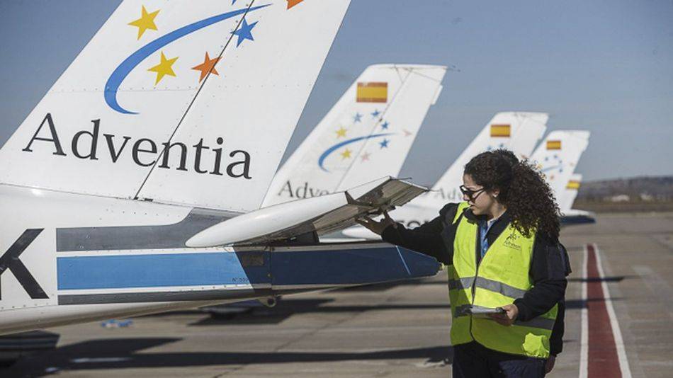 La escuela de pilotos Adventia de Salamanca lanza el primer programa formativo con 300 horas de...