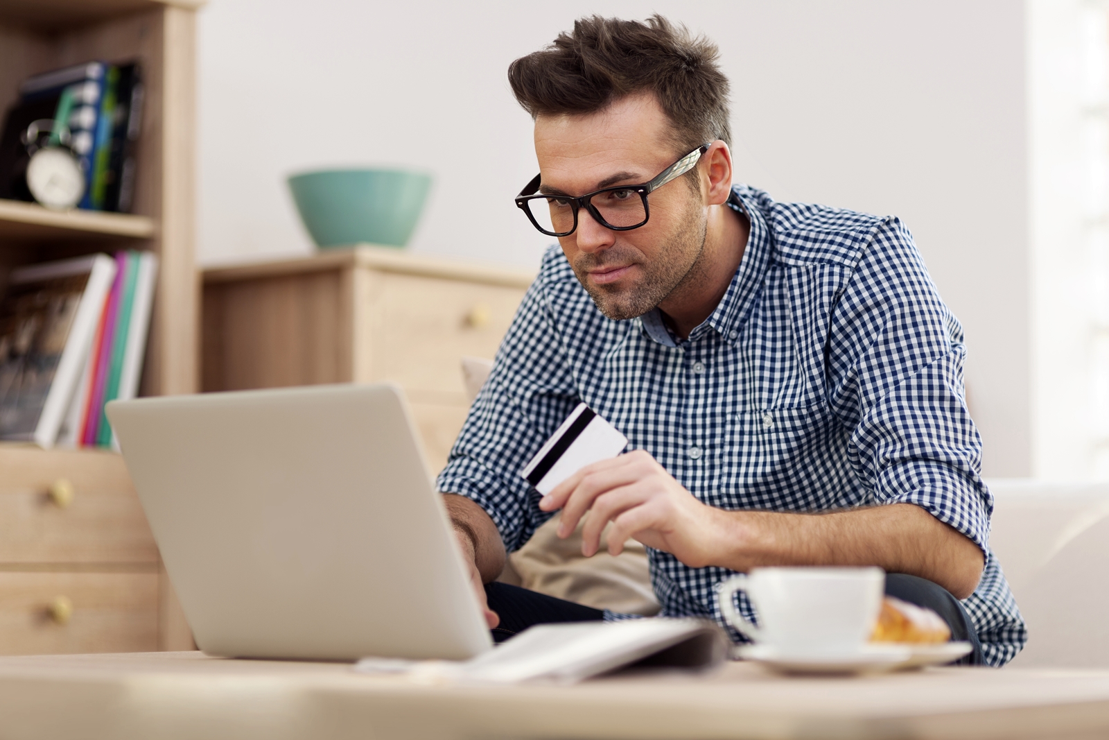 ¿Vale la pena pedir un crédito o un préstamo online?  