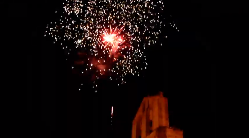 Foto 1 - San Andrés lanza fuegos artificiales para hacer partícipes a los mirobrigenses de sus fiestas  