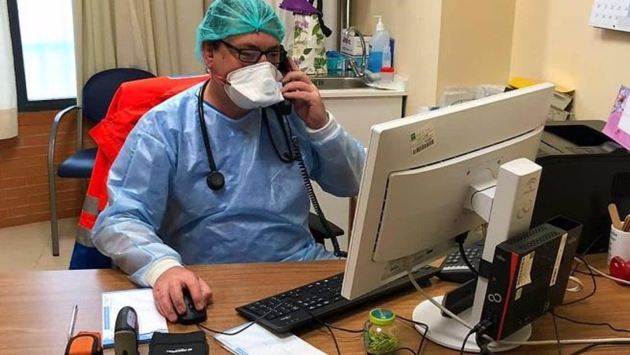 Quejas de médicos de Castilla y León por la presión ante las peticiones de dispensar a los...