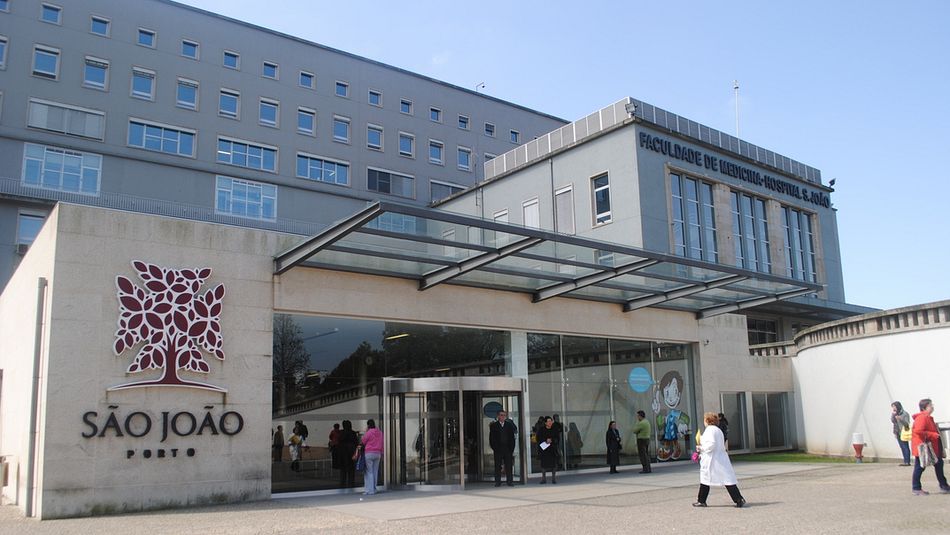 Hospital de São João en Oporto/ CHUSJ