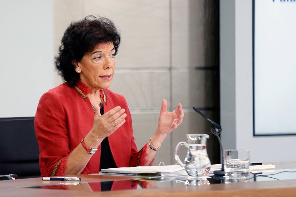 La ministra de Educación y Formación Profesional, Isabel Celaá, en una imagen de archivo