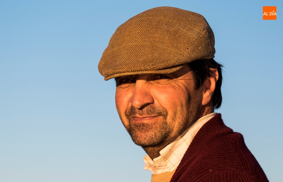El ganadero Juan Luis Fraile en su finca salmantina | Fotos: Pablo Angular
