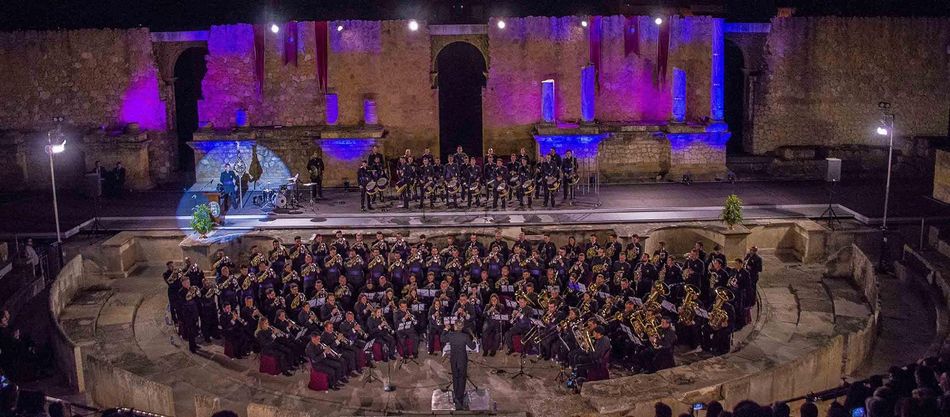 Foto 1 - La Banda de cornetas y tambores Nuestra Señora de la Victoria de Sevilla ofrece un concierto en el ...