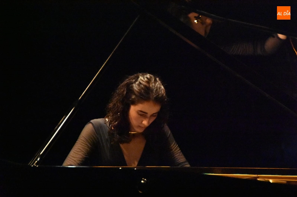 Foto 6 - Velada musical con el recital de piano de Laura Tomé  