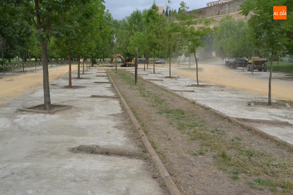 Foto 6 - Remozada la superficie del parking de La Pesquera  