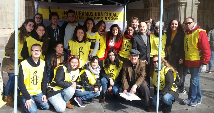 Voluntarios de Amnistía Internacional en Salamanca