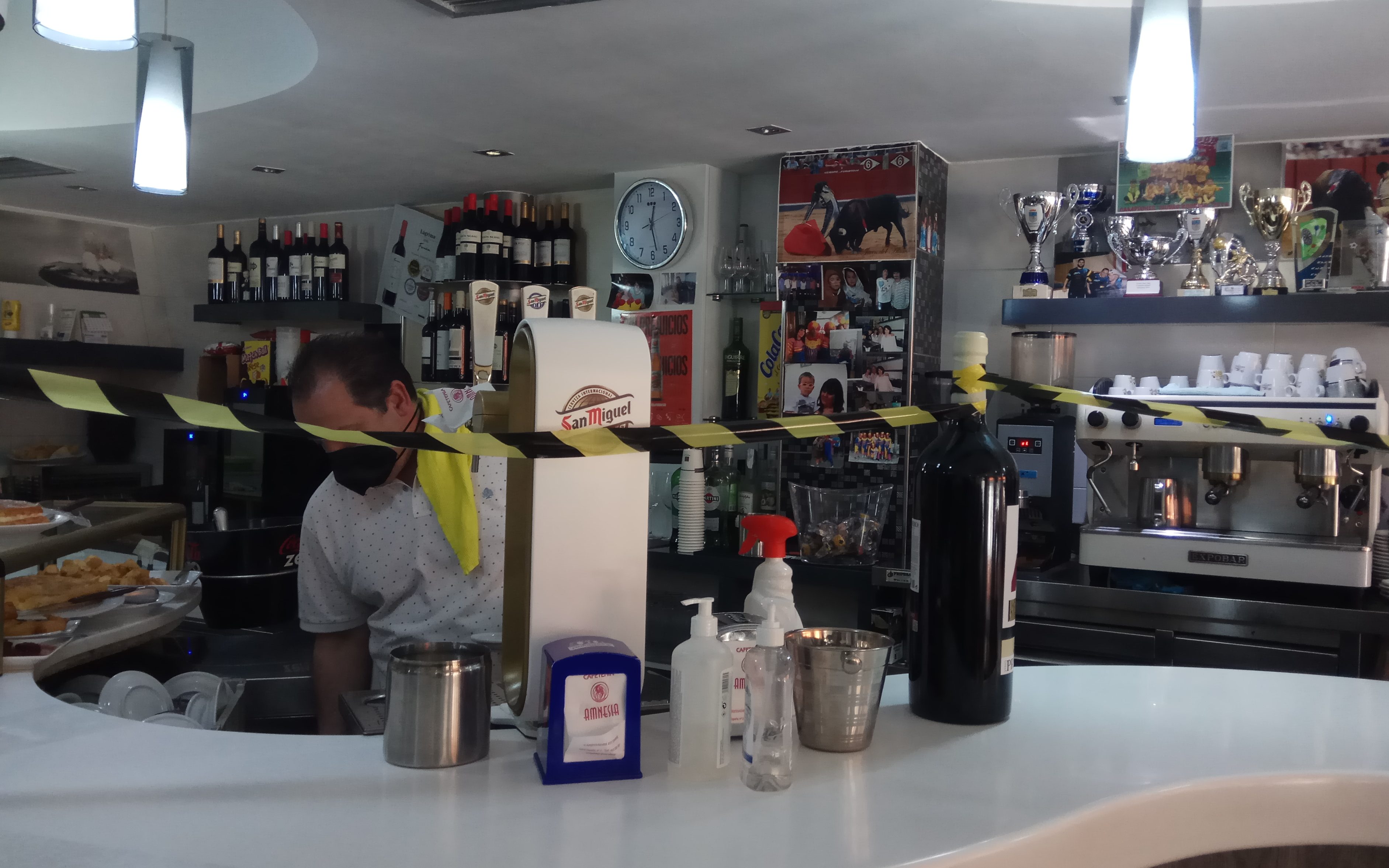 Foto 5 - Cafetería Amnesia te lleva tu pedido de comida rápida a casa en Vitigudino cuando tú elijas  