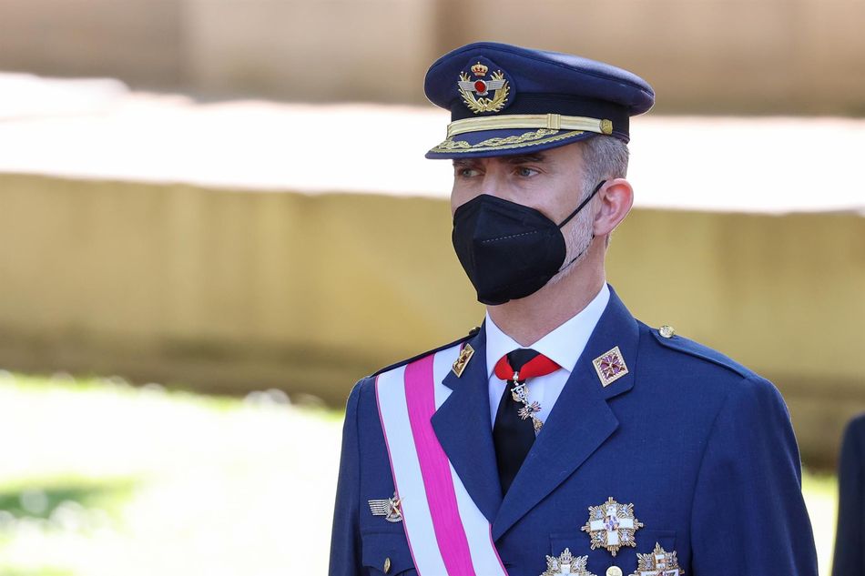 El Rey Felipe durante el acto central del Día de las Fuerzas Armadas 2021, a 29 de mayo de 2021, en Madrid (España). - Raúl Terrel - Europa Press