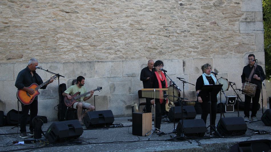 Foto 6 - Baleo anima con su música folk las fiestas del Corpus en Monleras  