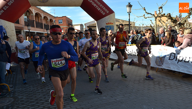 Más de 180 corredores participaban en la VII Legua macoterana