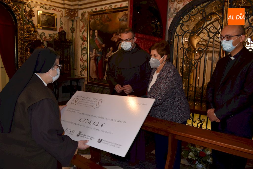 Foto 4 - El Congreso Internacional para conmemorar los 50 años del Doctorado de Santa Teresa recauda...