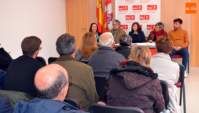 La sede del PSOE en Peñaranda acogía una reunión con sus cargos públicos