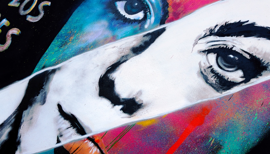 Foto 4 - El Sahugo incorpora un impactante mural contra la violencia machista  