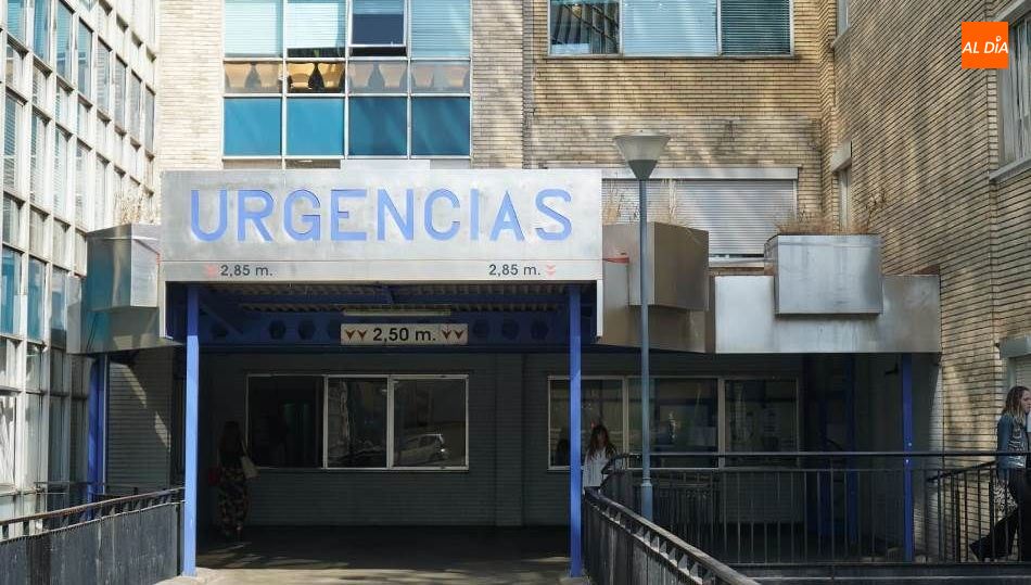 Entrada al servicio de Urgencias del hospital Virgen de la Vega
