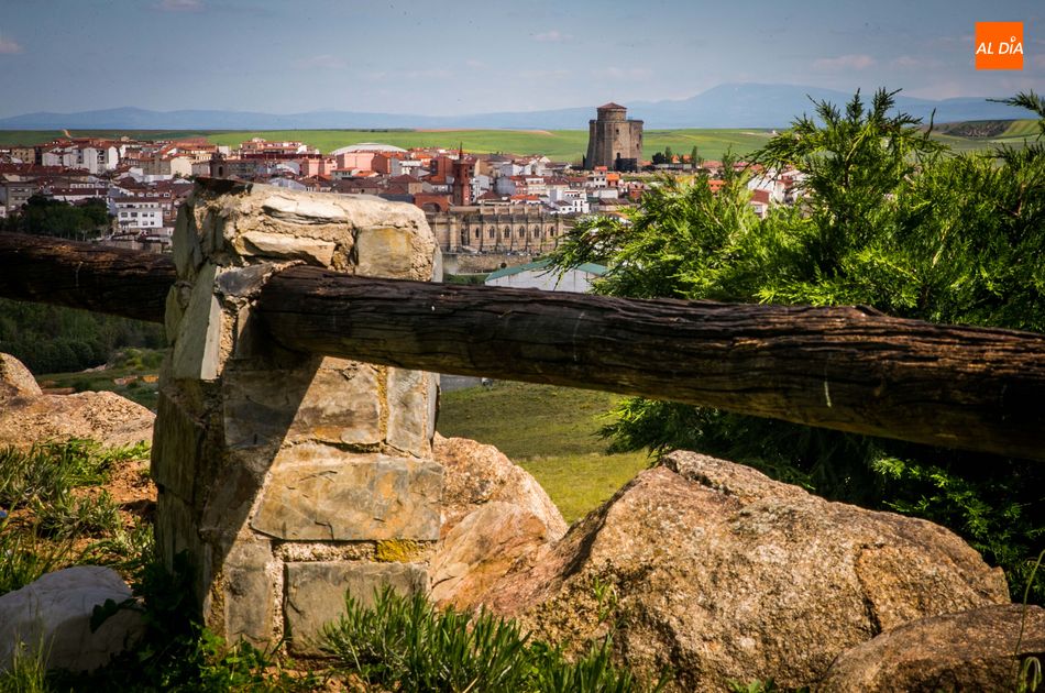 Panorámica de Alba de Tormes desde el Don Fadrique. FOTO: DAVID CORRAL