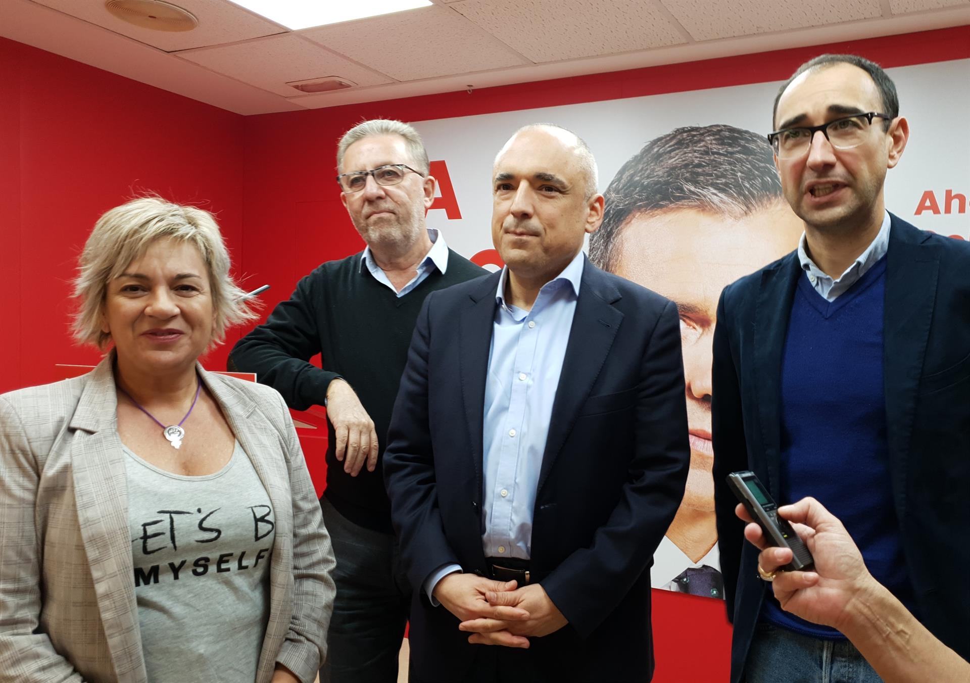 Rafael Simancas junto a David Serras y Elena Diego / Europa Press