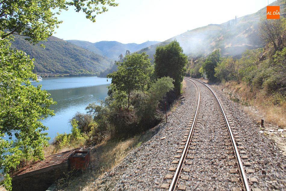 Foto 2 - En el Histórico do Douro, un emocionante viaje en un tren a vapor  
