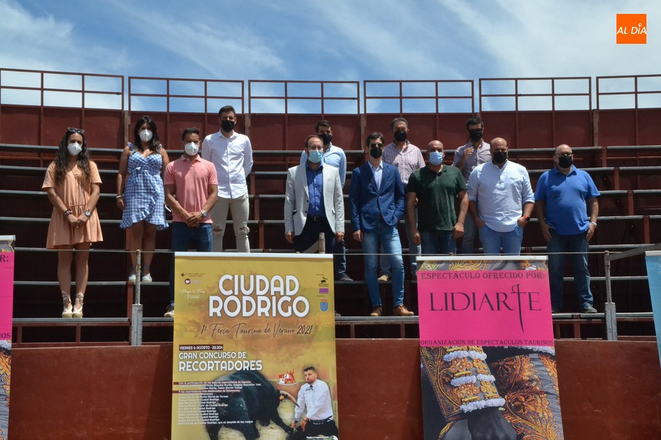 Foto 6 - Desvelados los carteles de la ‘1ª Feria Taurina de Verano’ que vivirá Ciudad Rodrigo en...