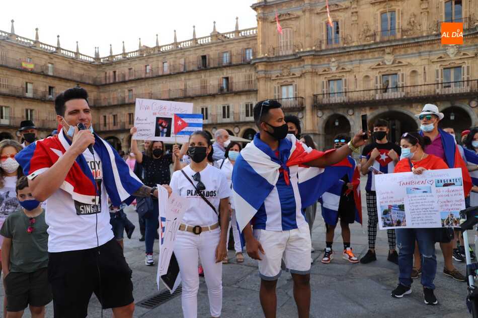 Foto 2 - Cubanos residentes en Salamanca apoyan en la distancia las protestas contra el Gobierno en Cuba  