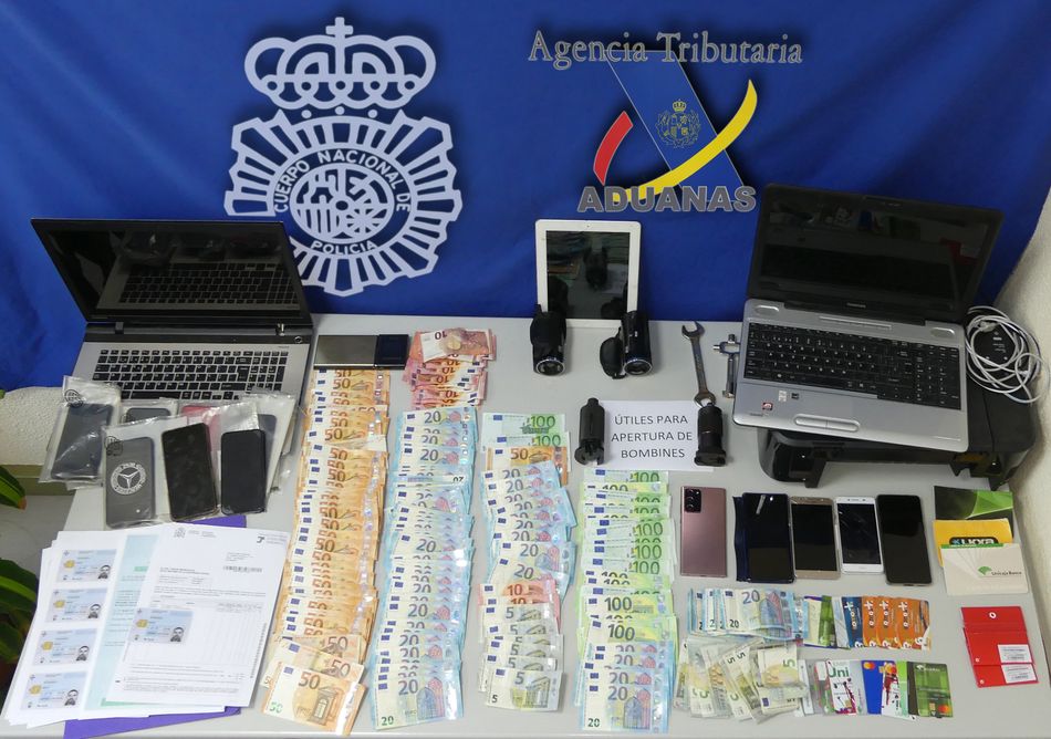 Foto 6 - Desarticulada una red que vendía droga y había logrado 70.000 euros en ayudas de las...