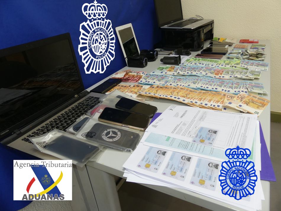 Foto 3 - Desarticulada una red que vendía droga y había logrado 70.000 euros en ayudas de las...