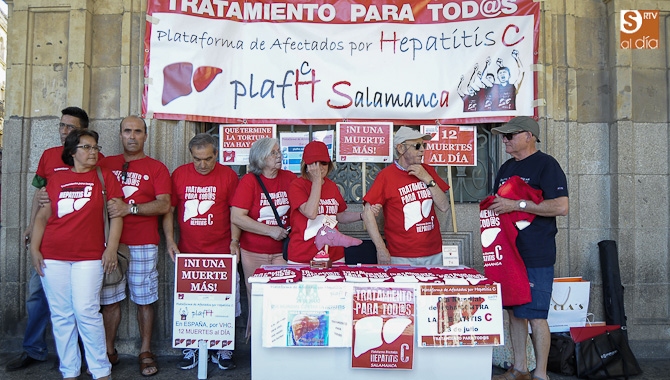 La Plataforma de Afectados por hepatitis C Salamanca en uno de sus actos reivindicativos