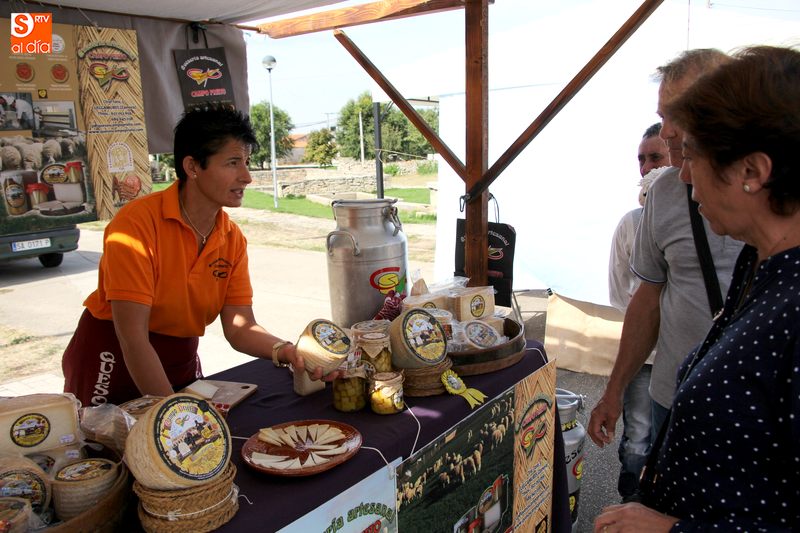 Foto 2 - Villar de Peralonso prepara su III Feria de Artesanía y Alimentación, y la III Feria Canina
