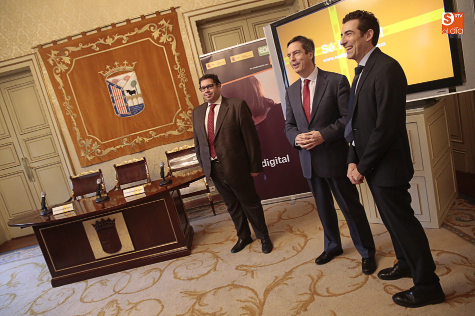 Foto 2 - El Ayuntamiento pone en marcha el programa online Sé+Digital enfocado a la economía digital