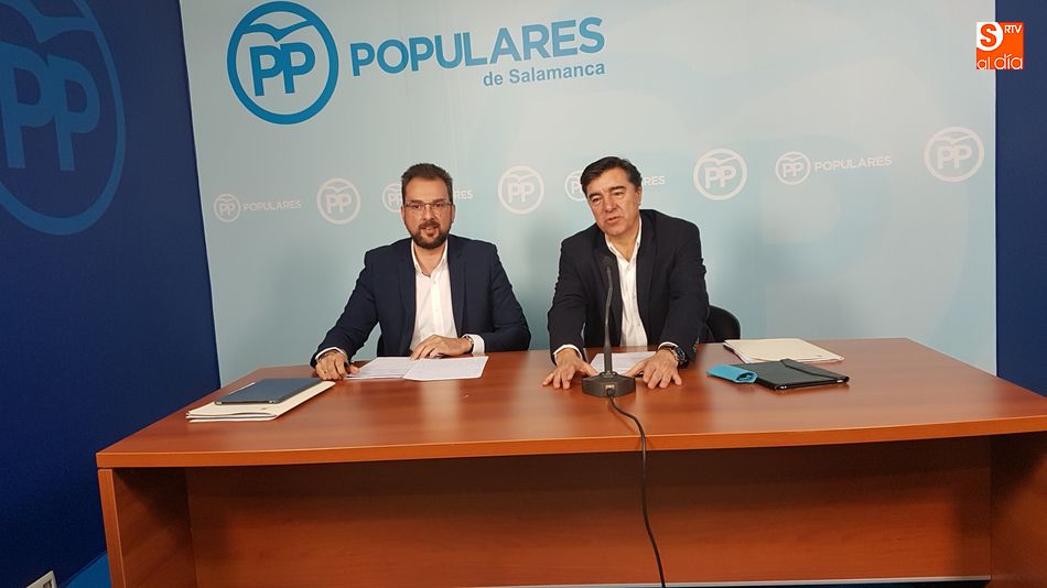 Los diputados del PP Bienvenido de Arriba y José Antonio Bermúdez de Castro