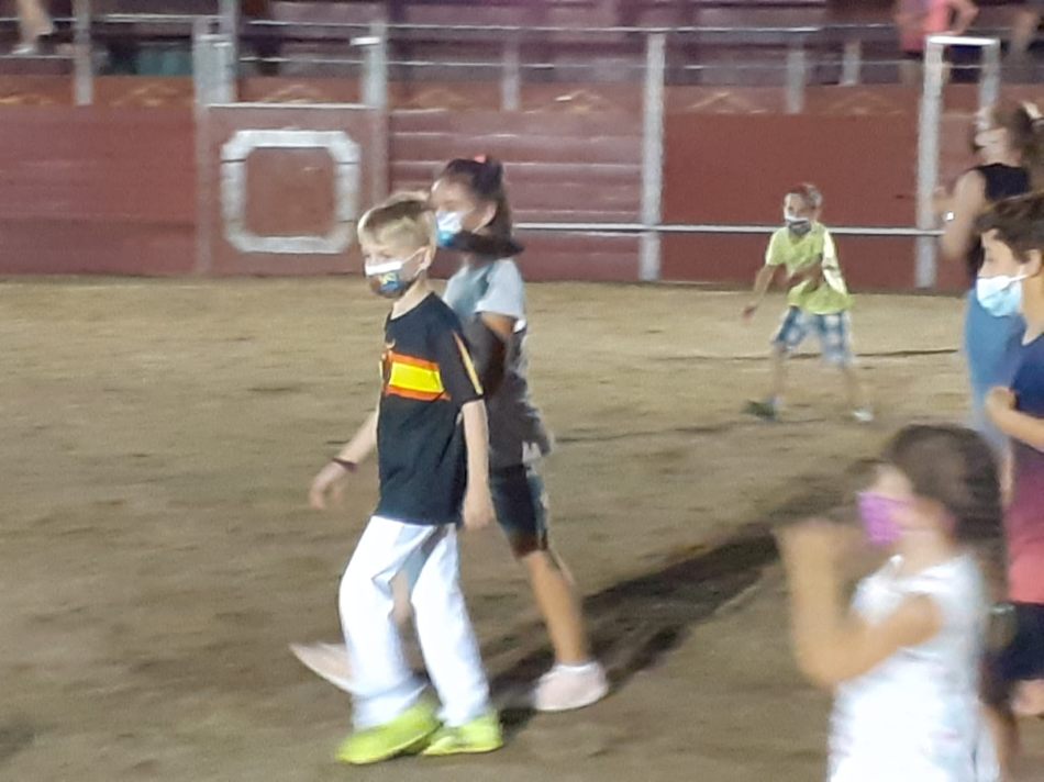 Foto 3 - Los niños de Villarino viven con intensidad las fiestas de San Roque  