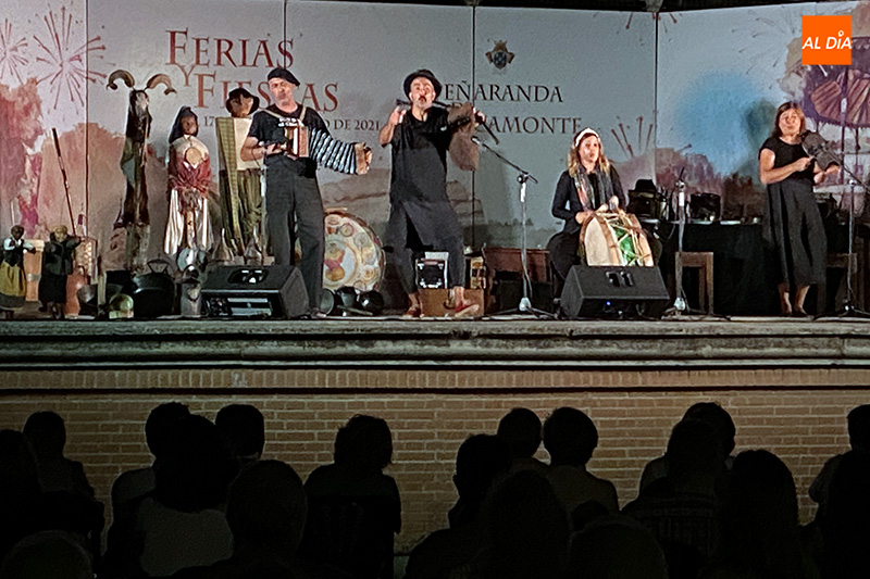 El Parque La Huerta acogía este jueves el esperado concierto de Mayalde