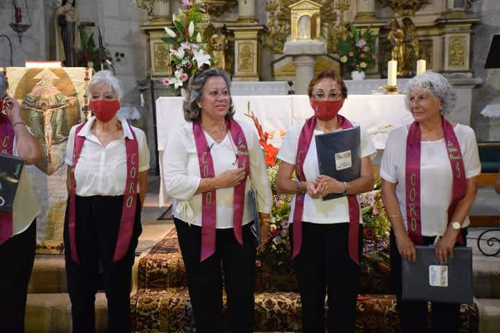 Foto 4 - Se presenta en sociedad el nuevo coro ‘La Peña Bendita’ de Aldea del Obispo  
