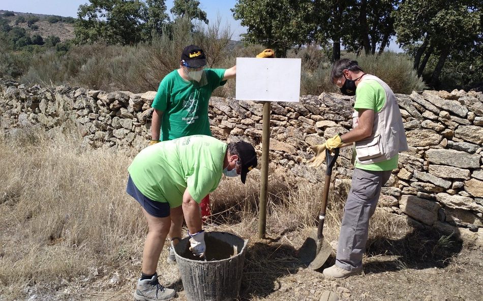 Foto 3 - Hinojosa y Saldeana acogen sendos programas de Voluntariado Ambiental en Arribes