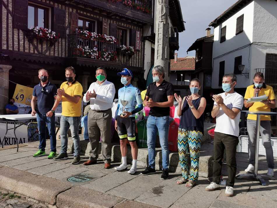 Foto 6 - La Alberca recibe a la ?serpiente multicolor? de la Vuelta Ciclista a Salamanca en su etapa reina