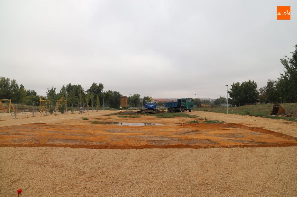 Foto 3 - Comienza la construcción de una lonja agroalimentaria junto al parque de los huertos urbanos