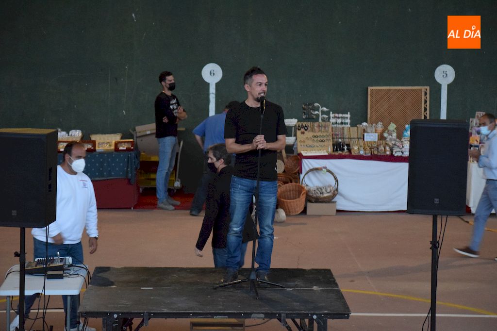 Foto 4 - El espectáculo ecuestre y el humor de Dani Fontecha ponen el broche de oro a una exitosa V Feria Agroalimentaria