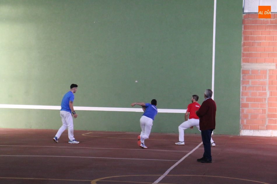Foto 6 - Gran partido de pelota a mano en Cabeza del Caballo en el que se enfrentaban Arai y Kantxo contra Riol y Pérez