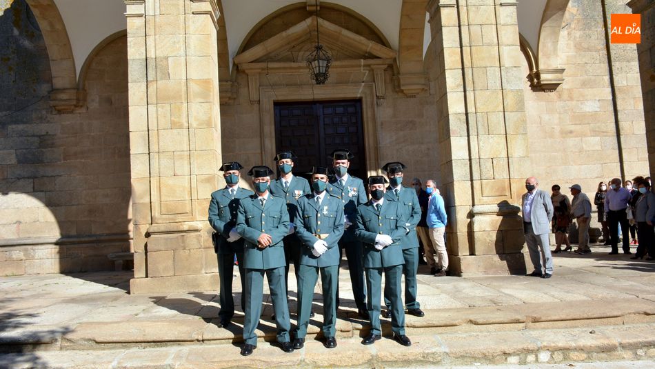 Foto 3 - Las autoridades del Abadengo acompañan a la Guardia Civil de Lumbrales en la festividad de la Virgen del Pilar