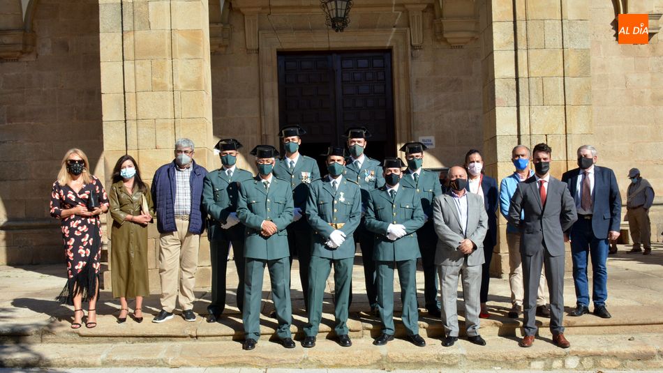 Foto 2 - Las autoridades del Abadengo acompañan a la Guardia Civil de Lumbrales en la festividad de la Virgen del Pilar