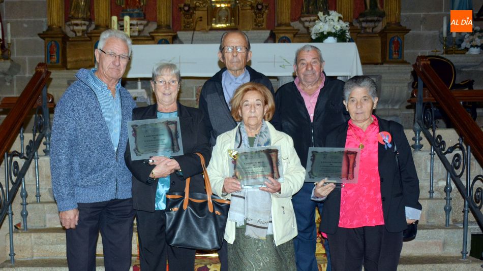 Foto 3 - Homenaje por sus Bodas de Oro a 38 matrimonios de la comarca de Vitigudino