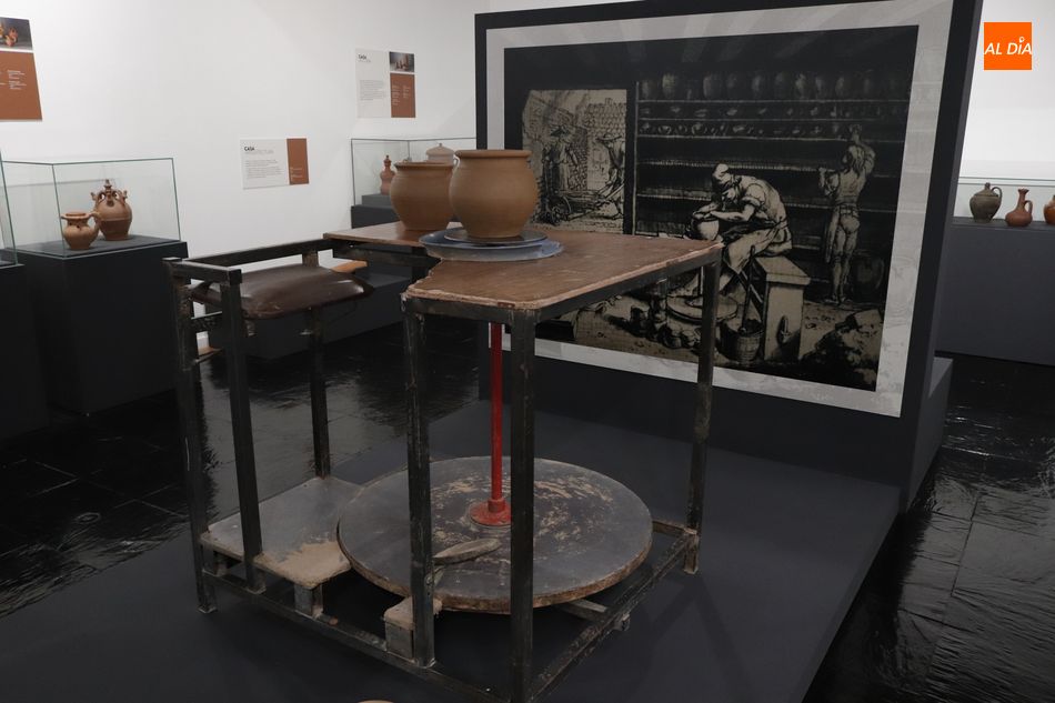 Foto 3 - El Museo de Salamanca amplía la muestra ´Barros de Alcaller. Alfarería Tradicional de la provincia'