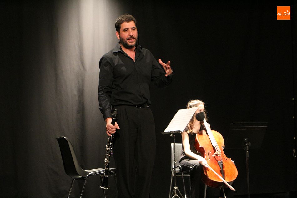 Foto 5 - Los profesores de la Escuela de Música de Guijuelo rinden homenaje a Santa Cecilia
