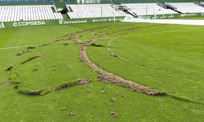 Estado del verde tras lo ocurrido / Racing de Santander
