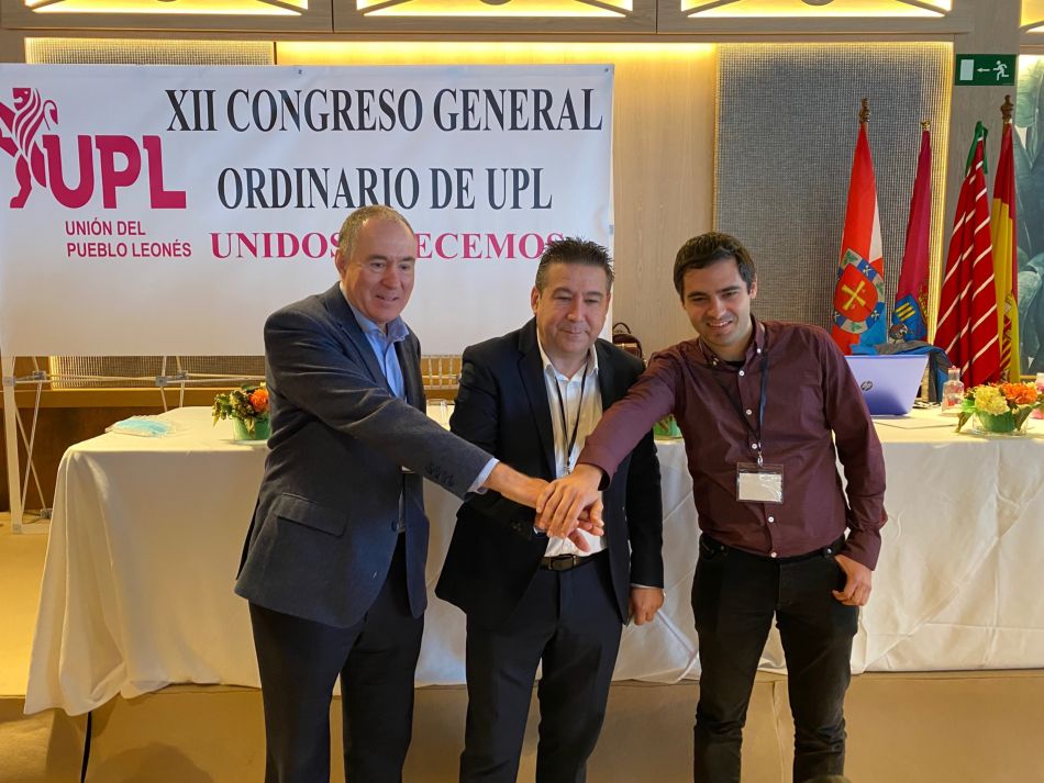 Carlos Javier Salgado, presidente; el leonés Luis Mariano Santos secretario general; y Eduardo López Sendino, vicesecretario - UPL