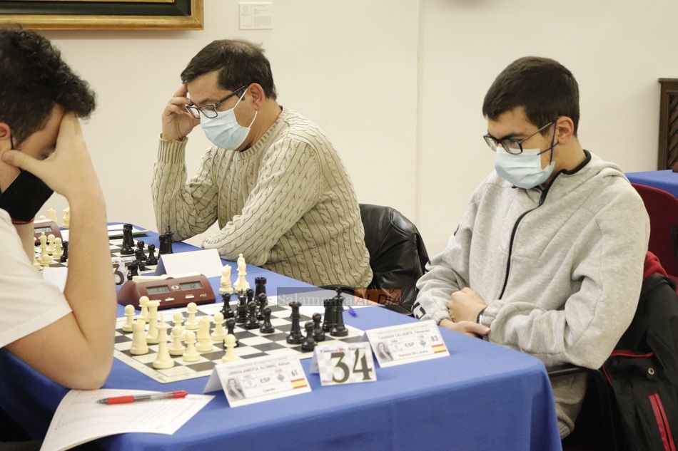 Una partida de ajedrez / Guillermo García